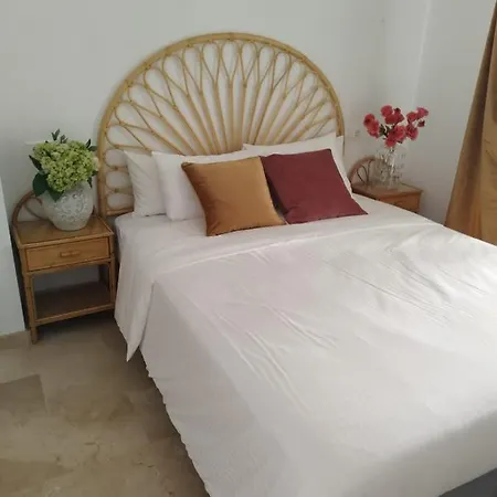 アパート Balay ベニドルム